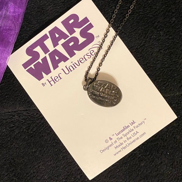 STAR WARS Darth Vader NWOT pendant necklace x HER UNIVERSE / Father’s Day gift! - Picture 2 of 3